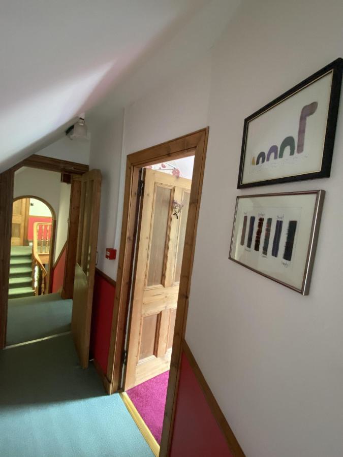 Glenan Lodge Self Catering Tomatin Dış mekan fotoğraf