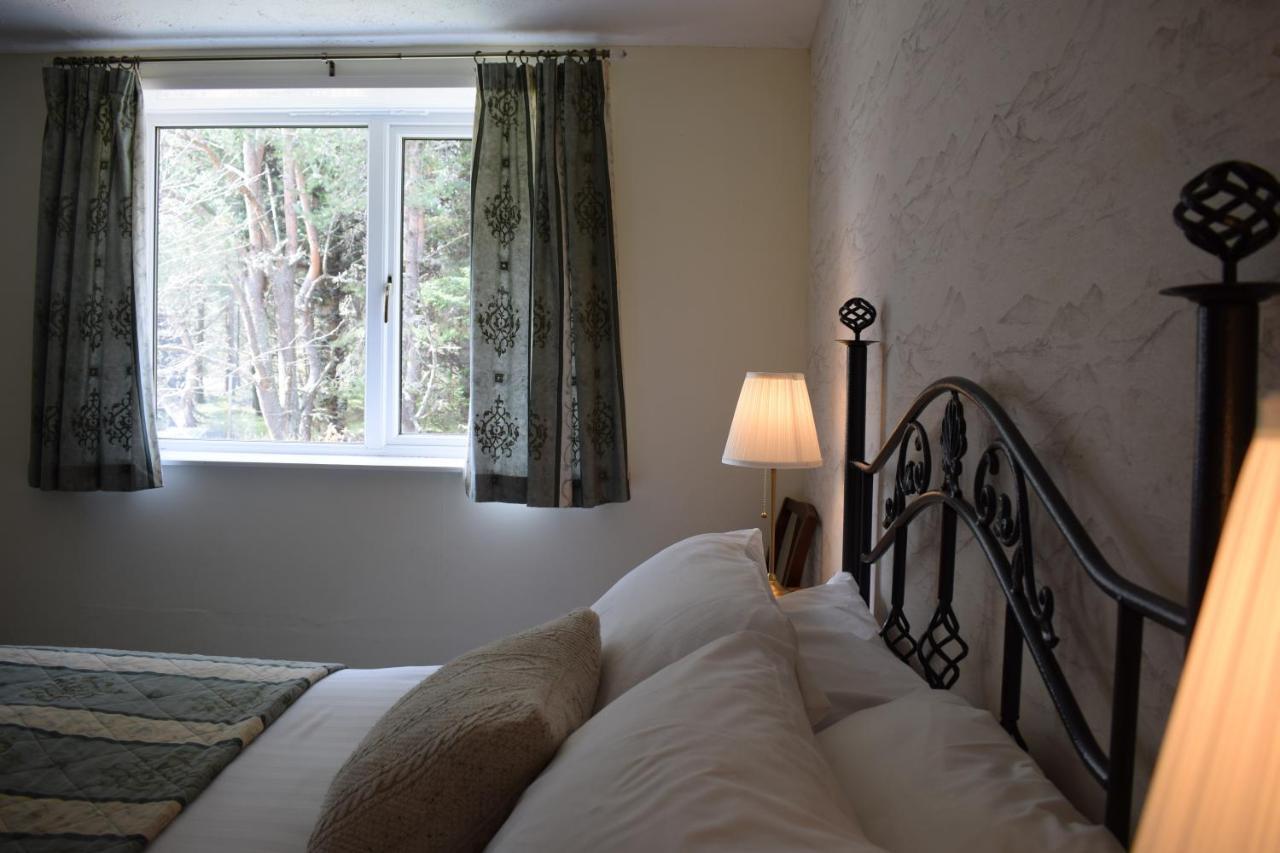 Glenan Lodge Self Catering Tomatin Dış mekan fotoğraf