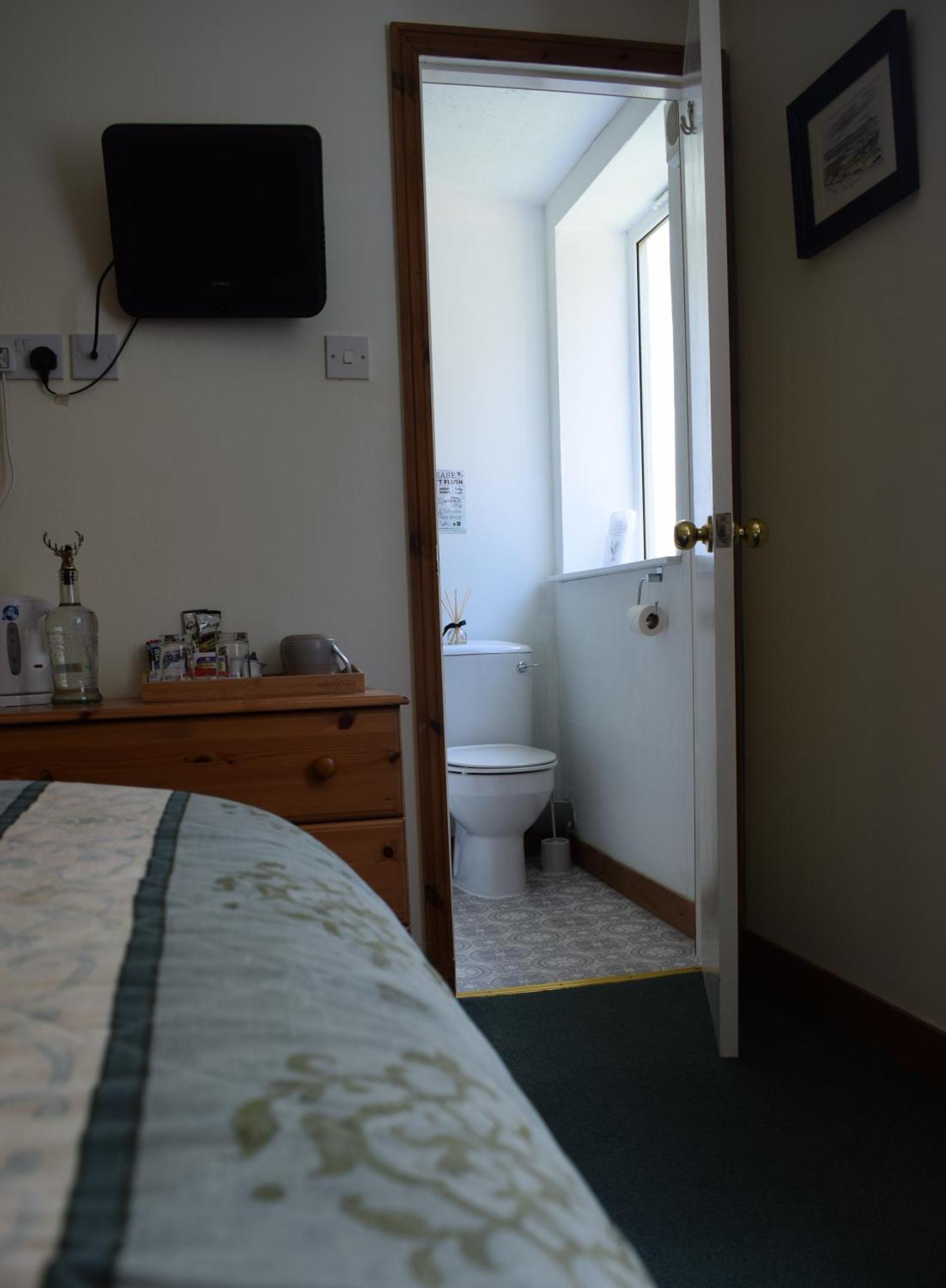 Glenan Lodge Self Catering Tomatin Dış mekan fotoğraf